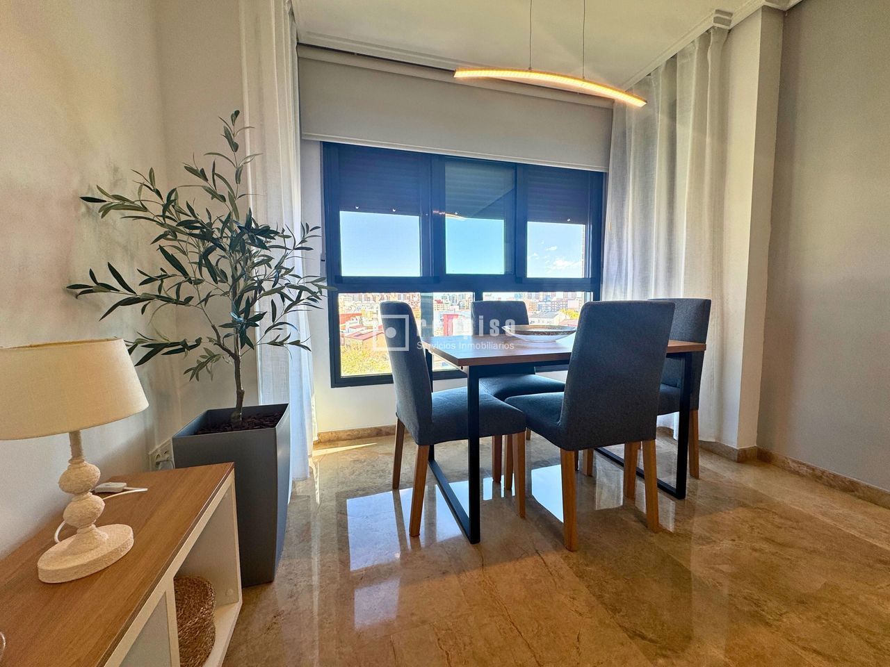 Piso en alquiler  calle Peris y Valero, Quatre Carreres, Valencia  1/1