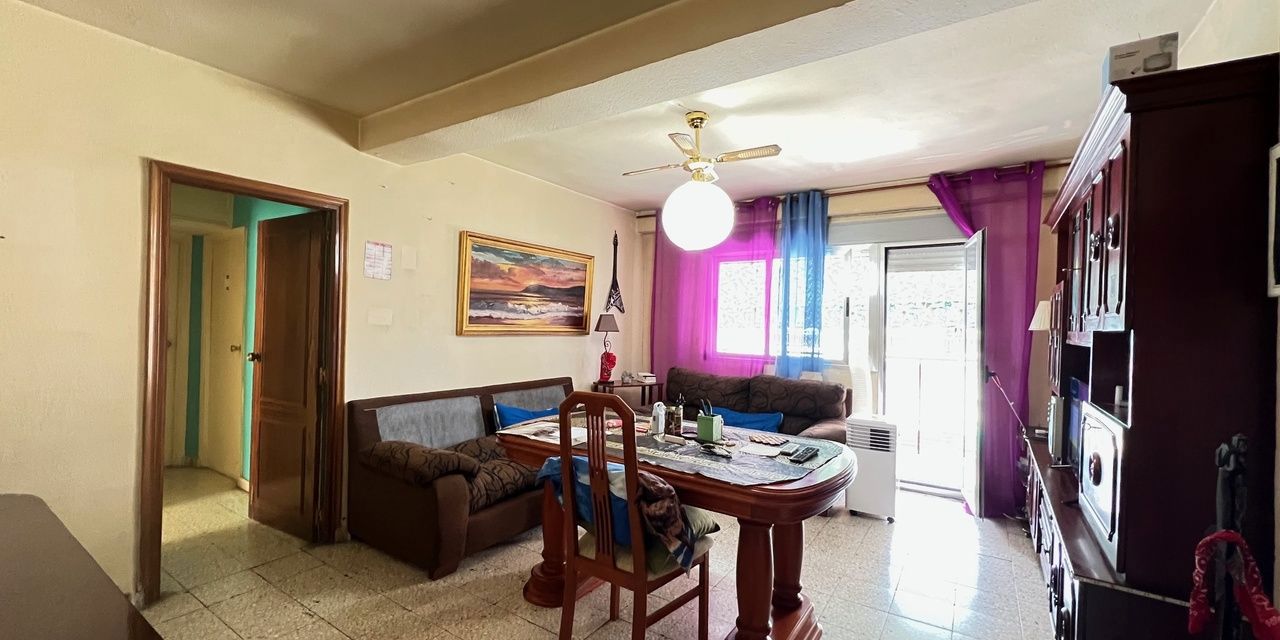 Piso en venta en  Zarzaquemada, Madrid  1/1