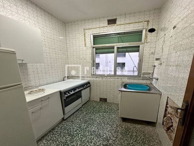 Piso en venta en calle De Hermosilla, Salamanca, Madrid 8/22