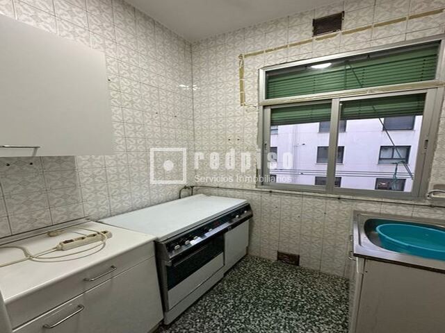 Piso en venta en calle De Hermosilla, Salamanca, Madrid 16/22