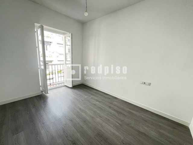 Piso en venta en  calle de Encarnación, Cádiz  14/15