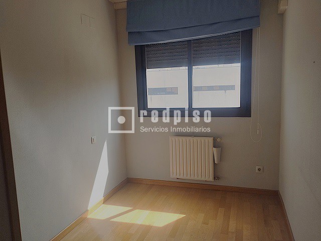 Piso en venta en calle De Isabel Clara Eugenia, Madrid, Madrid 10/29