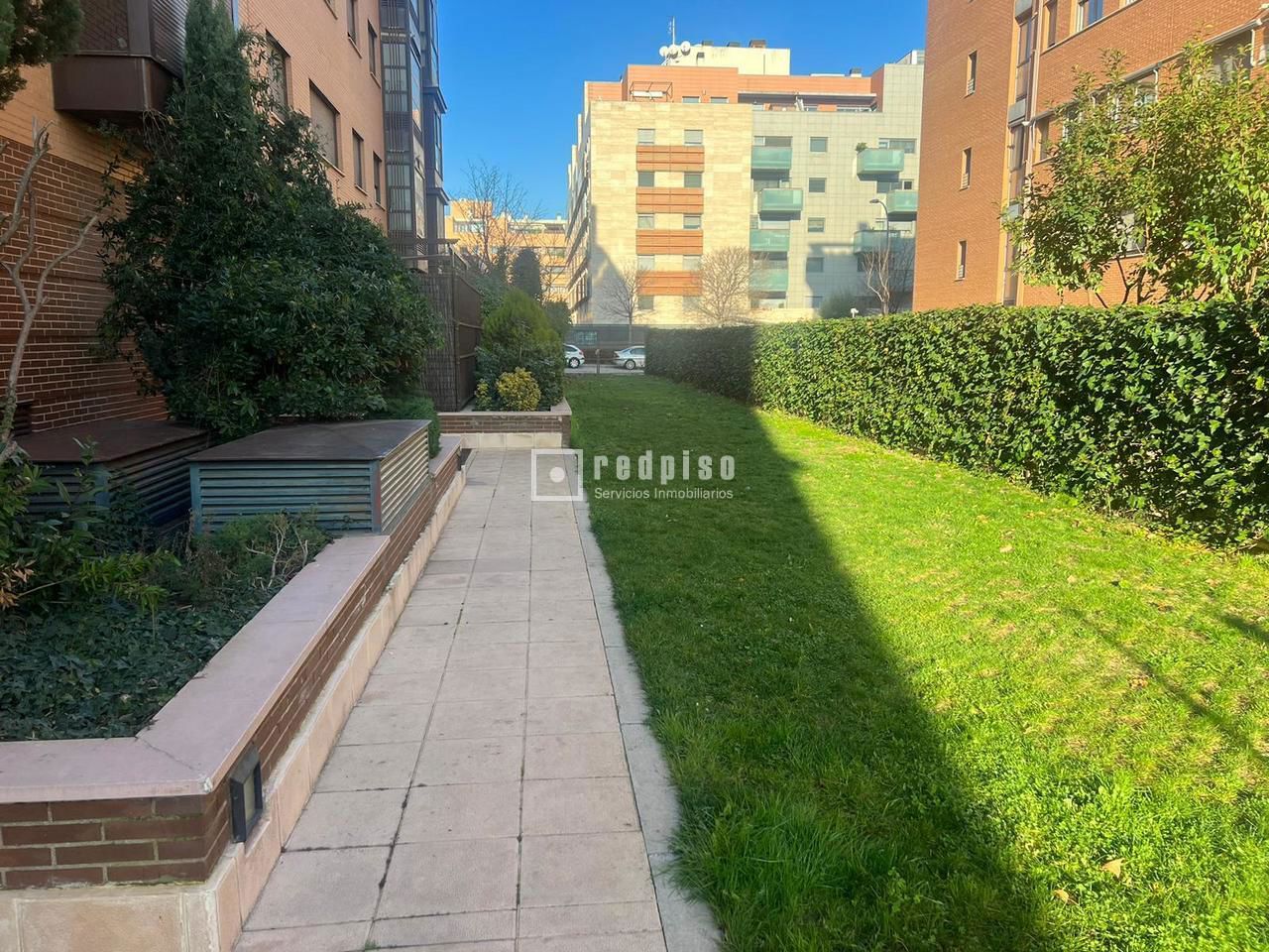 Piso en venta en calle De Isabel Clara Eugenia, Madrid, Madrid 25/29