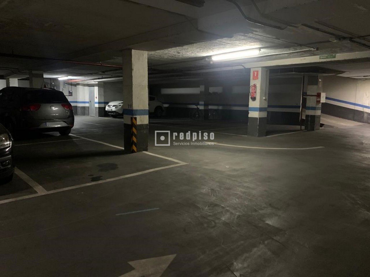 Parking en alquiler en calle Del Pintor Genaro Lahuerta, Rascanya, Valencia 5/8