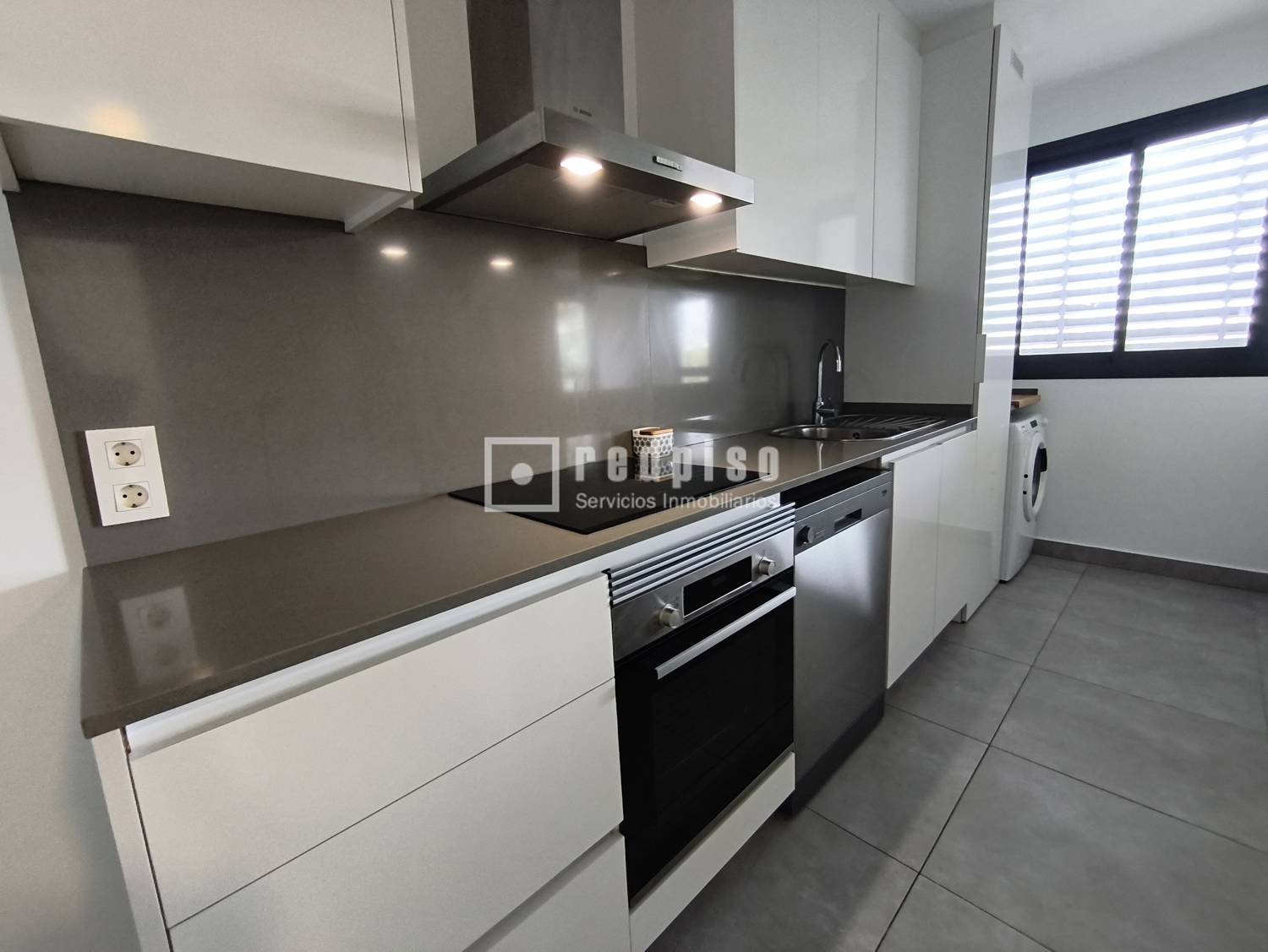 Piso en alquiler en calle Poeta Muñoz San Román, Camas, Sevilla 25/44