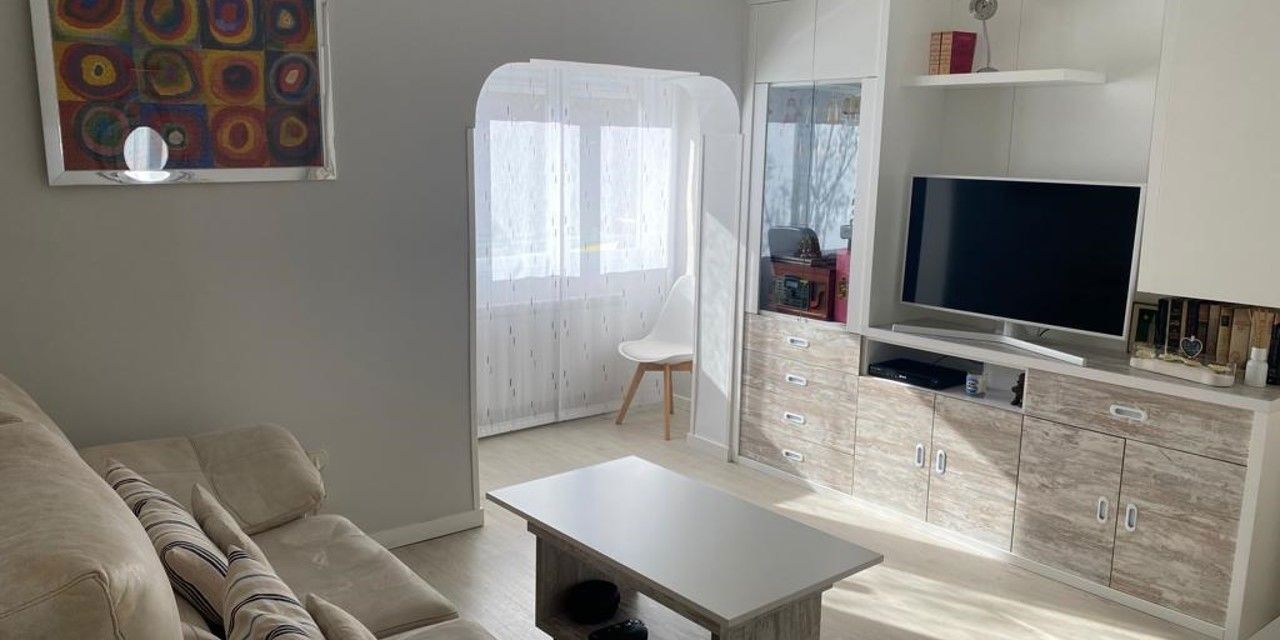 Piso en venta en  calle de Godella, Villaverde, Madrid  1/1