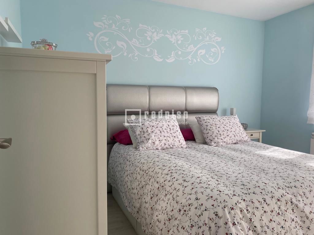 Piso en venta en calle De Godella, Villaverde, Madrid 14/18