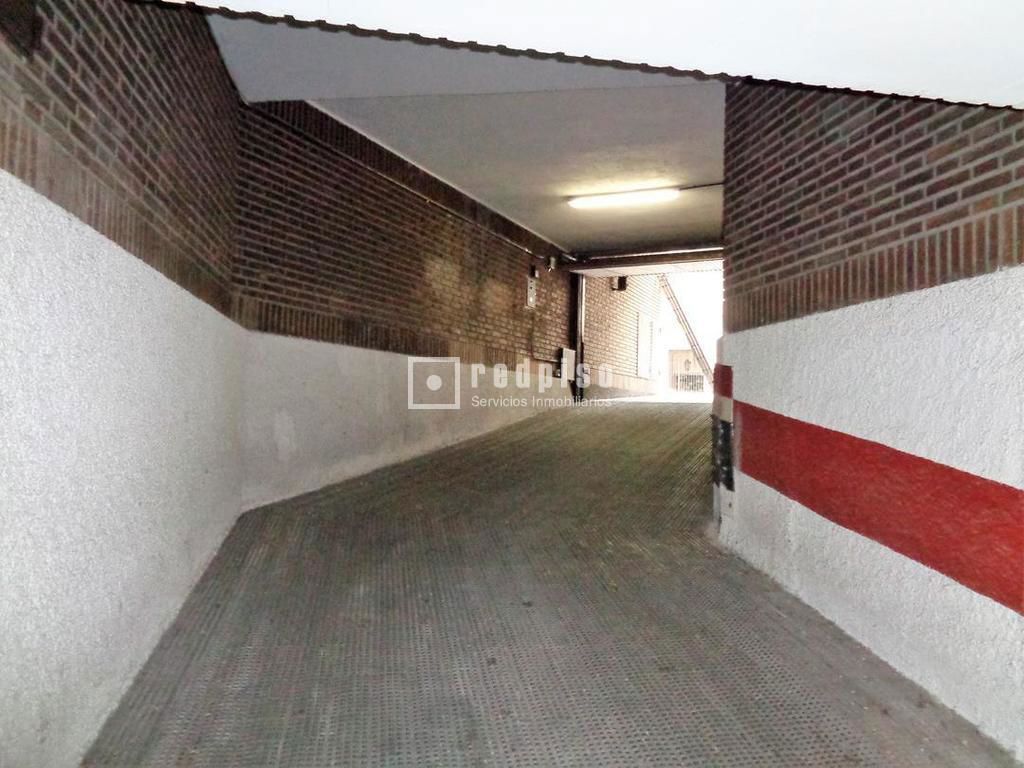 Garaje en venta en calle De Almagro, Madrid, Madrid 7/9