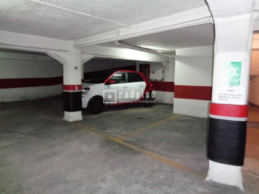 Garaje en venta en calle De Almagro, Madrid, Madrid 5/9