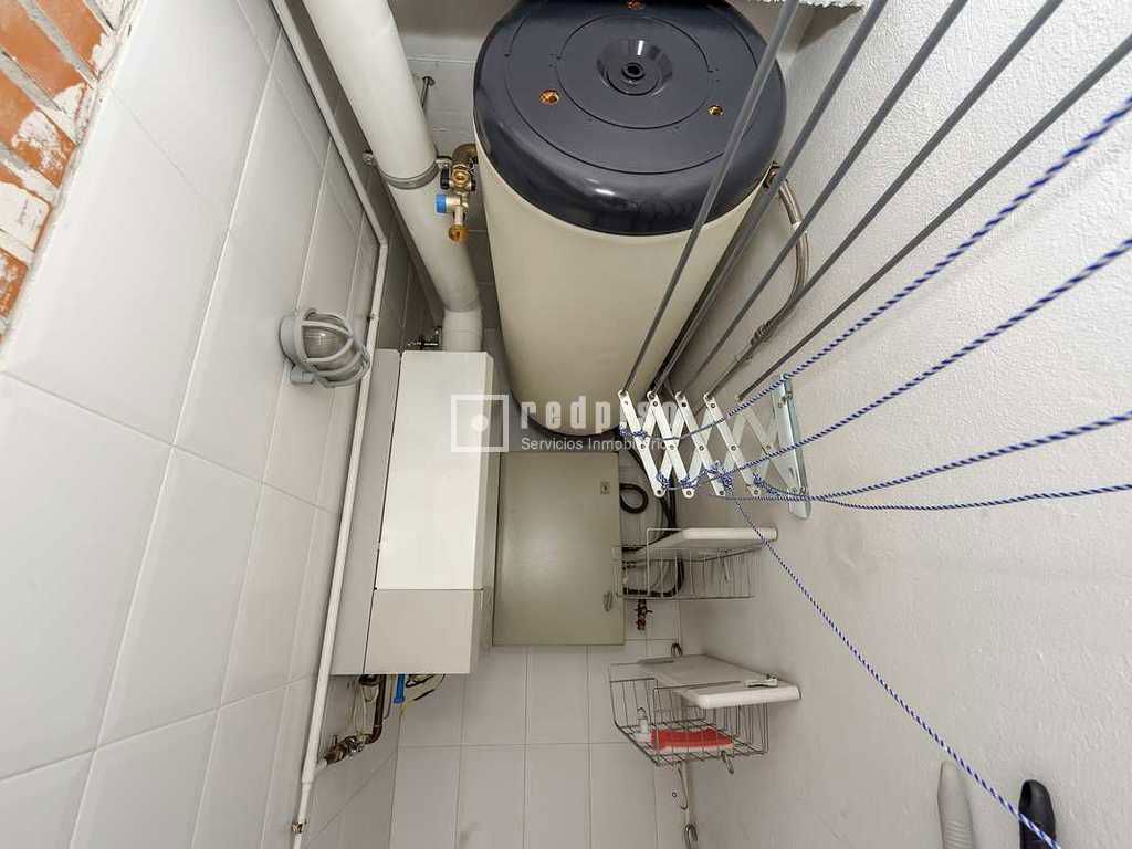 Piso en venta en calle De Godella, Madrid, Madrid 27/27