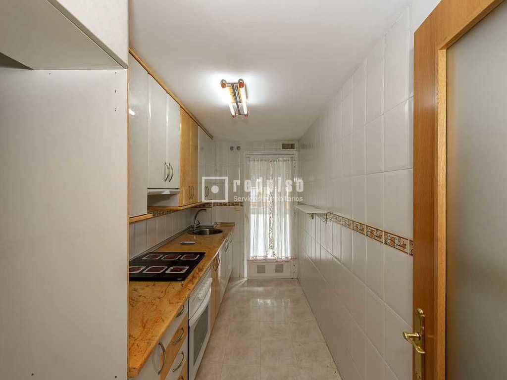 Piso en venta en calle De Godella, Madrid, Madrid 3/27