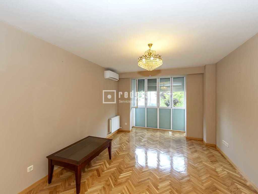 Piso en venta en calle De Godella, Madrid, Madrid 19/27