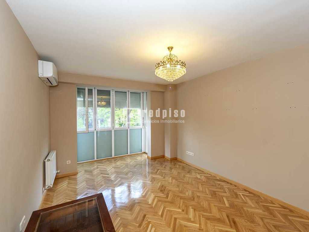 Piso en venta en calle De Godella, Madrid, Madrid 20/27