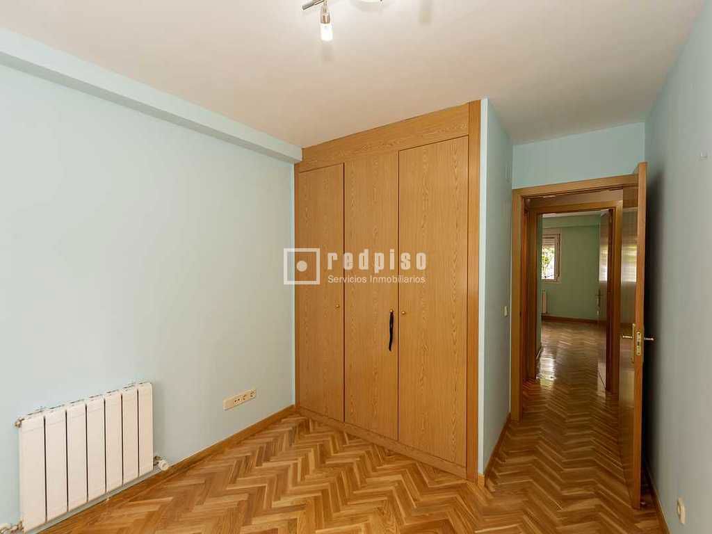 Piso en venta en calle De Godella, Madrid, Madrid 9/27