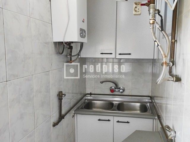 Piso en venta en calle De Moncada, Villaverde, Madrid 9/20