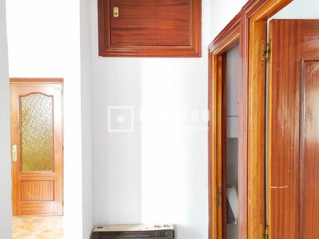 Piso en venta en calle De Moncada, Villaverde, Madrid 7/20