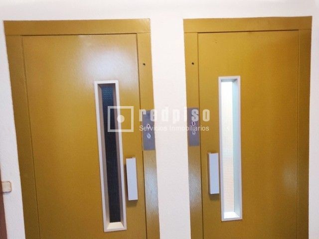 Piso en venta en calle De Moncada, Villaverde, Madrid 17/20