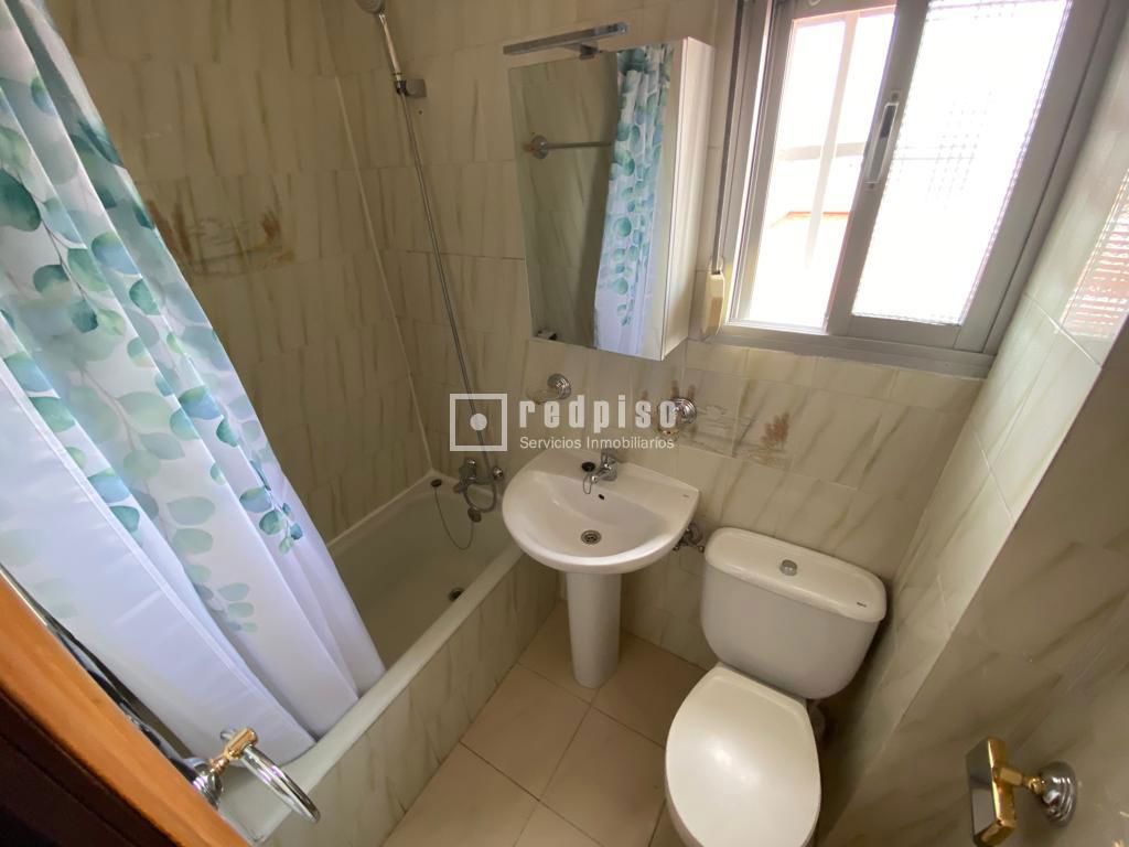 Piso en alquiler en  camino de las Torres, Zaragoza  13/39