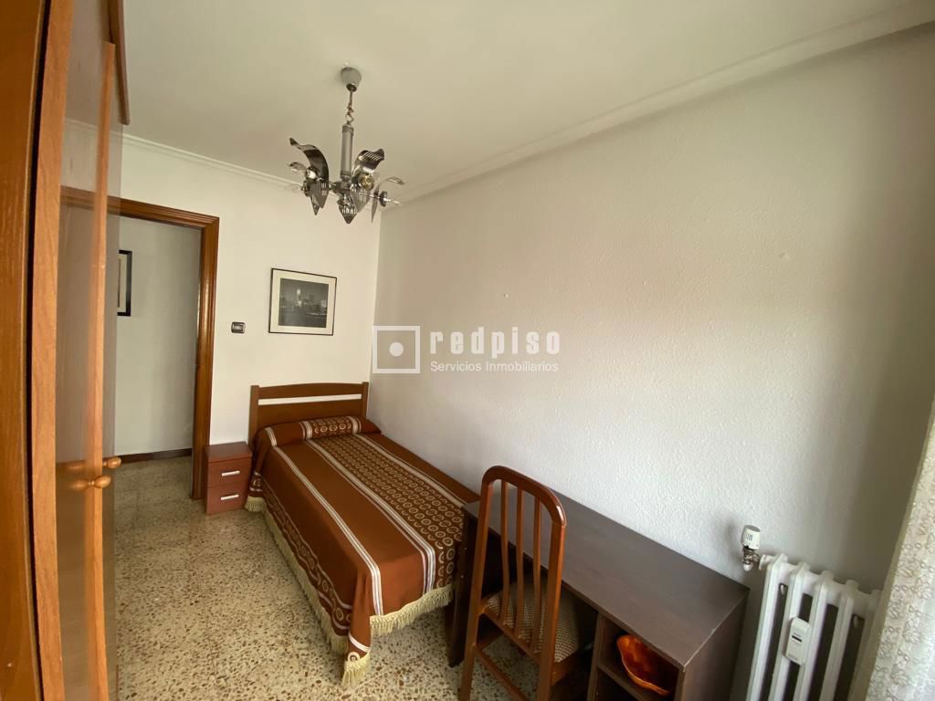 Piso en alquiler en  camino de las Torres, Zaragoza  35/39