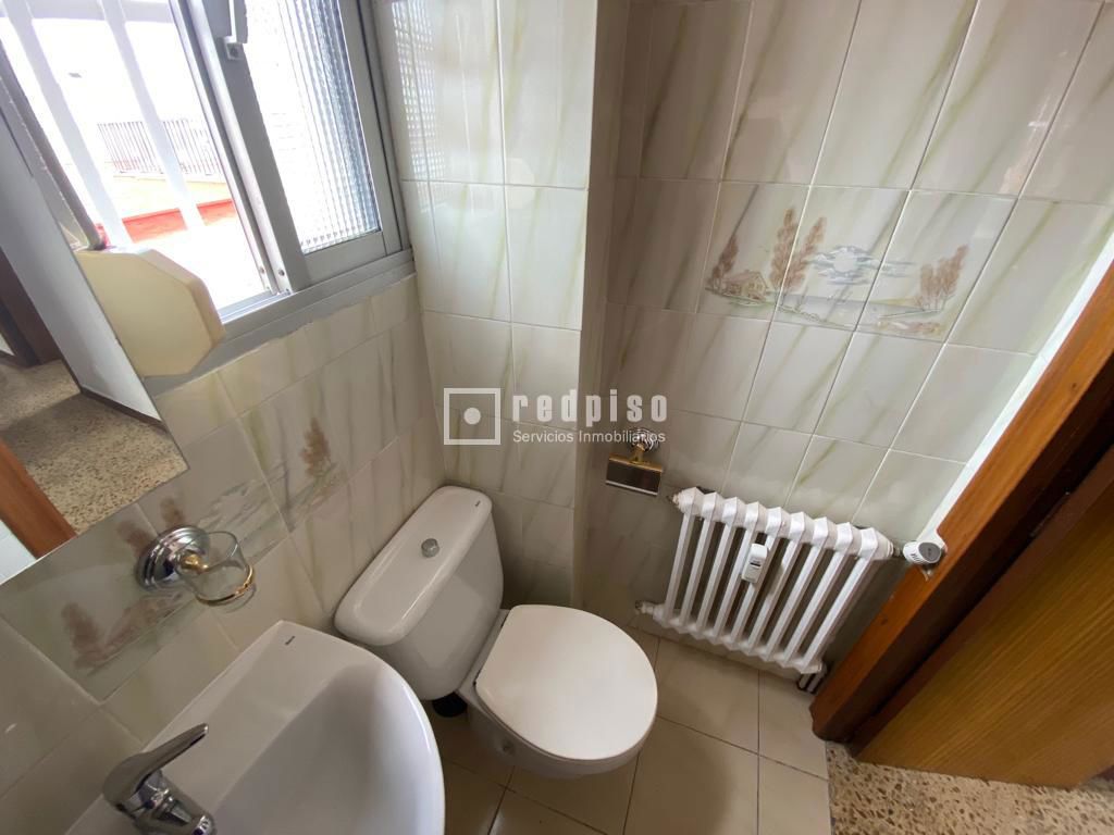 Piso en alquiler en  camino de las Torres, Zaragoza  11/39