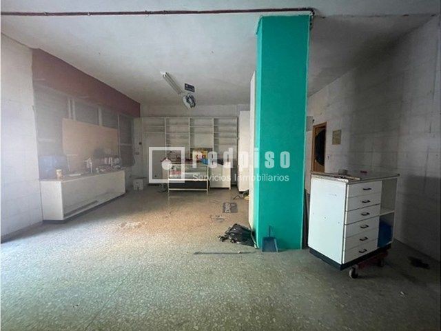 Local en alquiler en  avenida de las Glorietas, Puente de Vallecas, Madrid  1/1