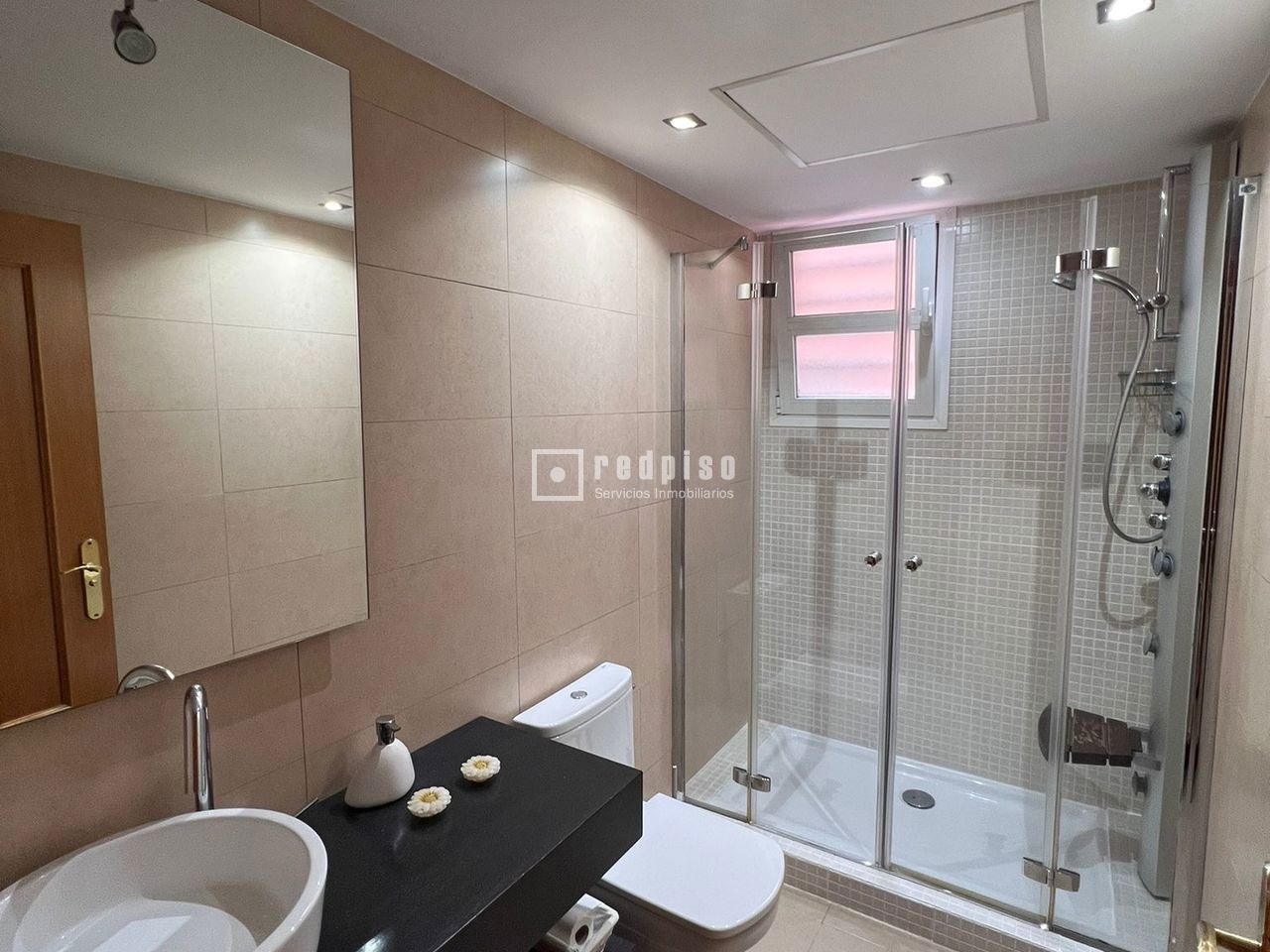 Piso en venta en calle Del Puerto De Valencia, Coslada, Madrid 9/13