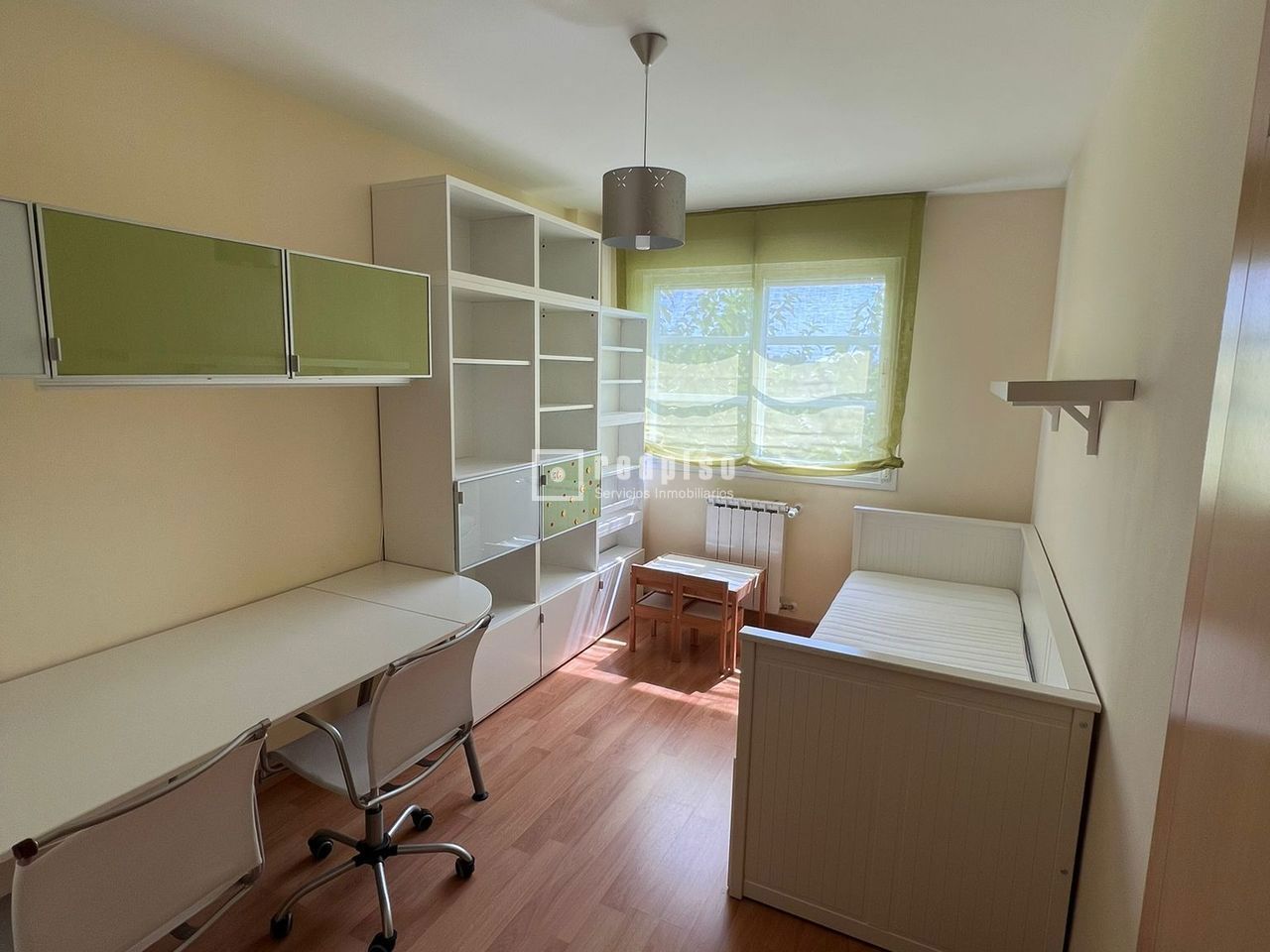 Piso en venta en calle Del Puerto De Valencia, Coslada, Madrid 10/13