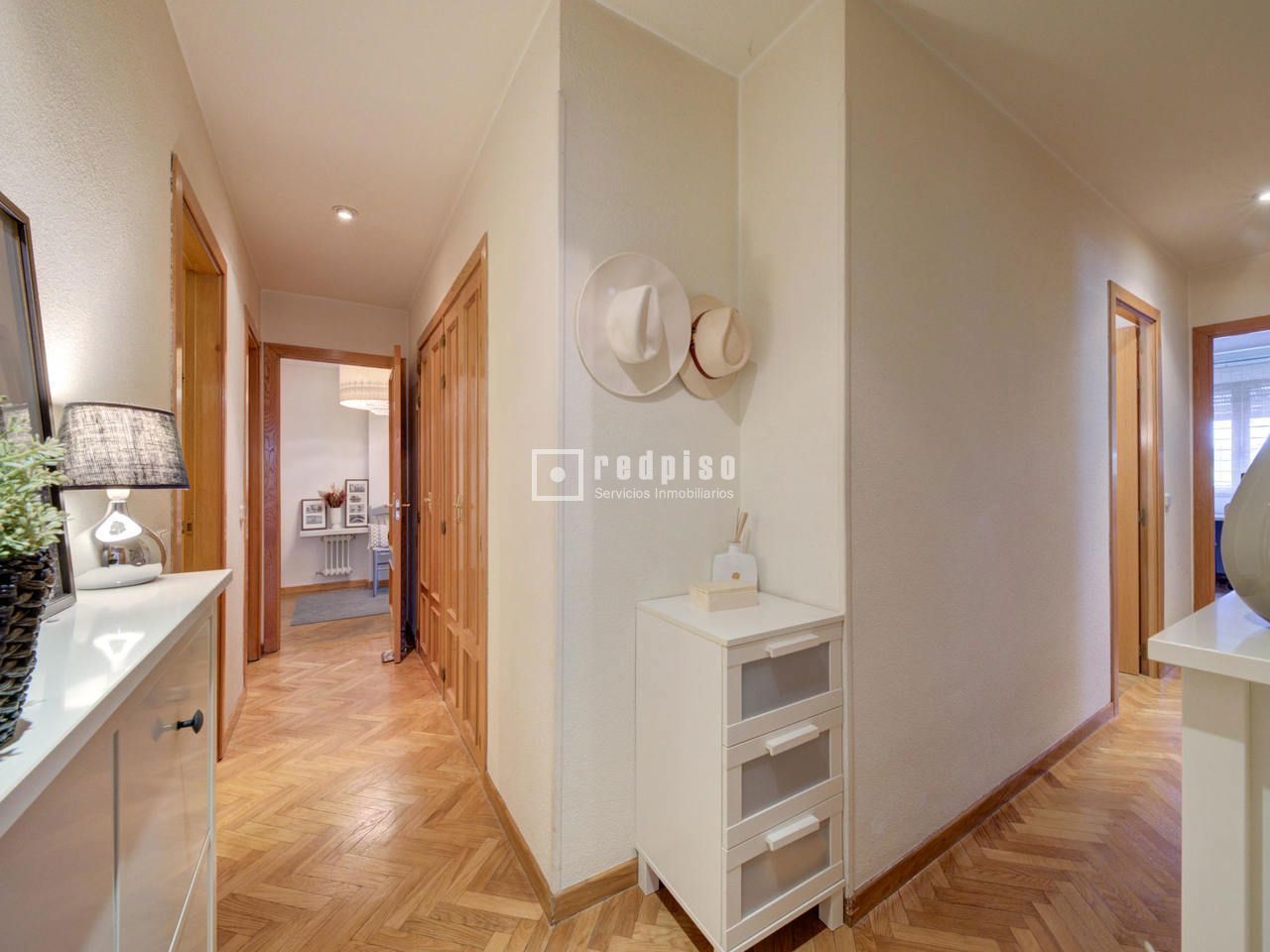 Piso en venta en  Pozuelo de Alarcón, Madrid  40/54