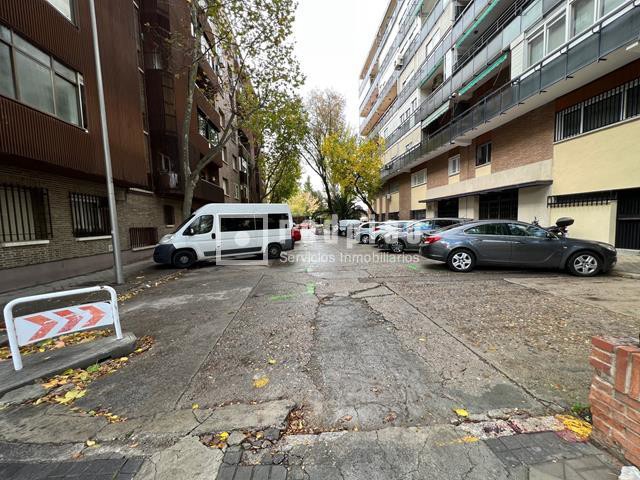 Garaje en venta en calle De Torpedero Tucumán, Chamartín, Madrid 11/11