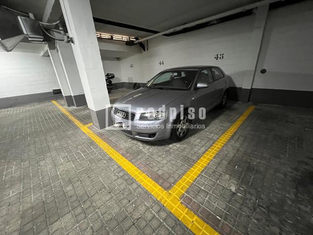 Garaje en venta en calle De Torpedero Tucumán, Chamartín, Madrid 3/11