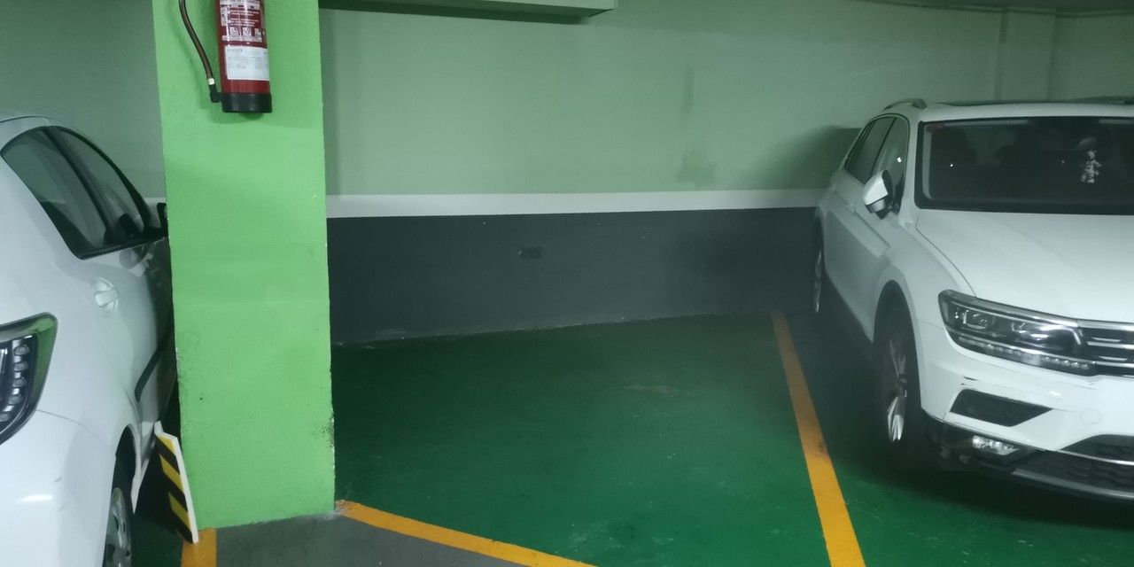 Parking en venta  Horta-Guinardó, Barcelona  1/1