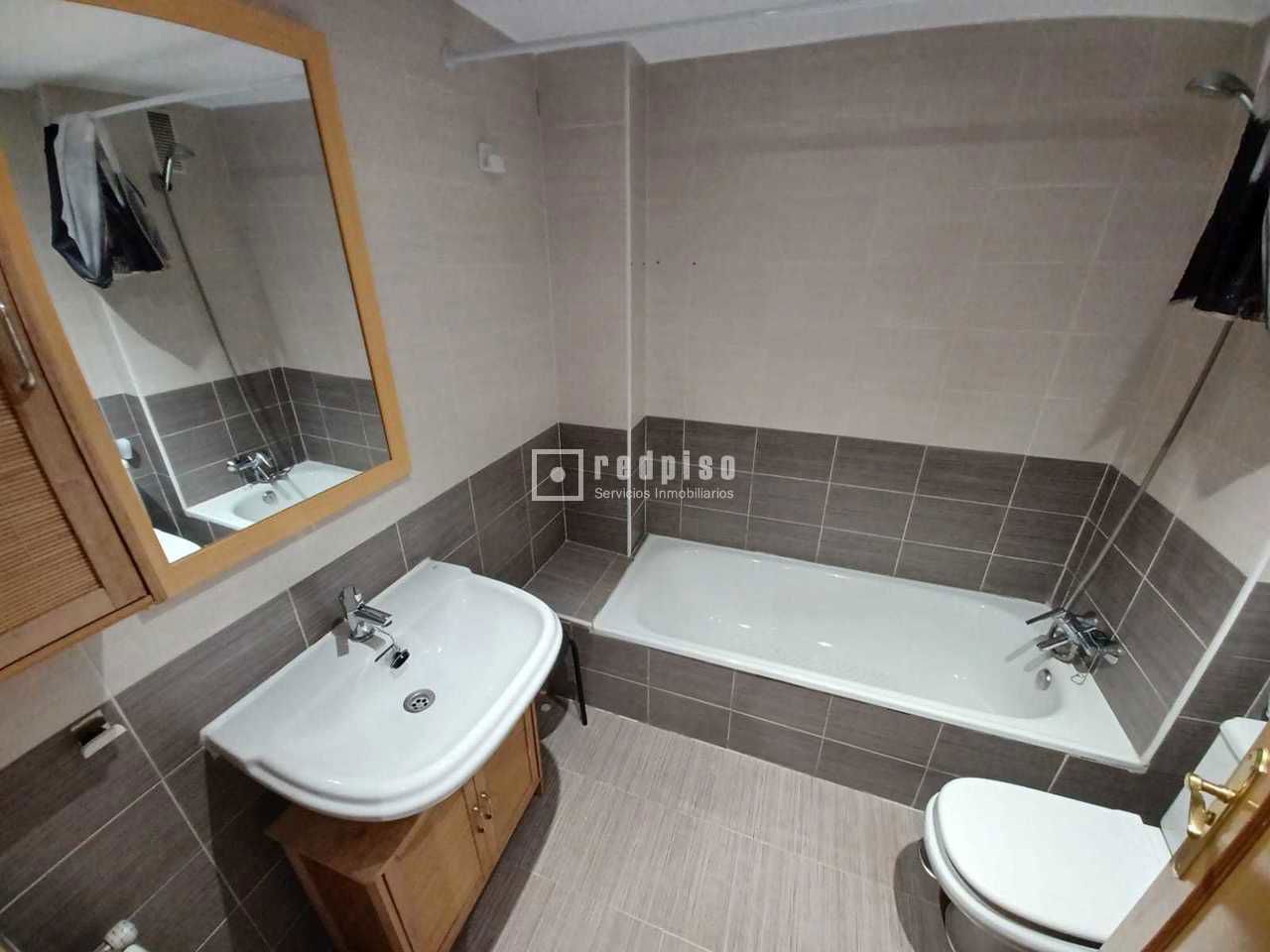 Piso en alquiler en calle De Almería, Arroyomolinos, Madrid 11/19