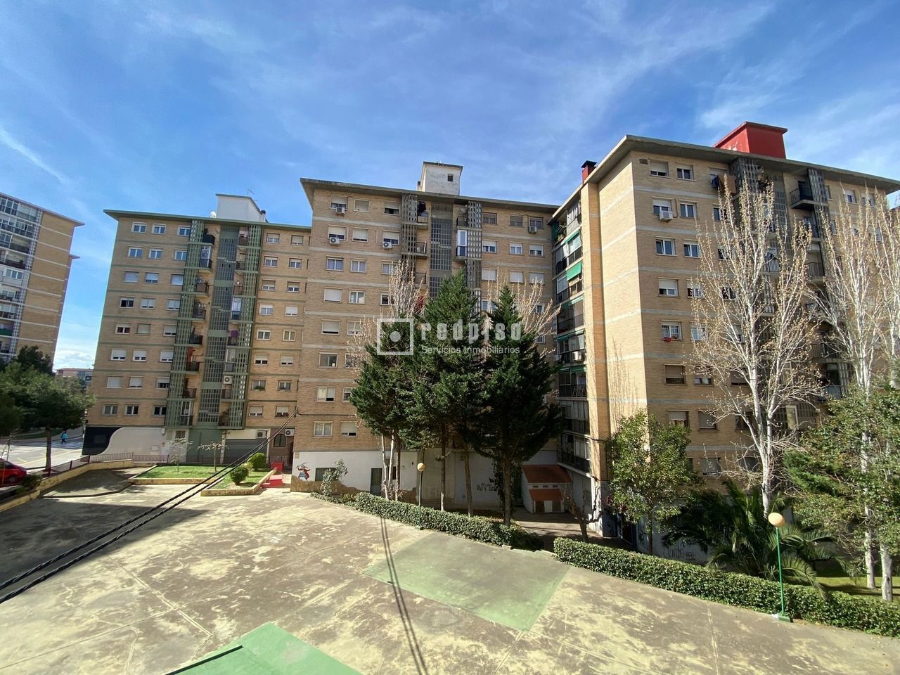 Piso en venta en calle Biarritz, Zaragoza, Zaragoza 41/47