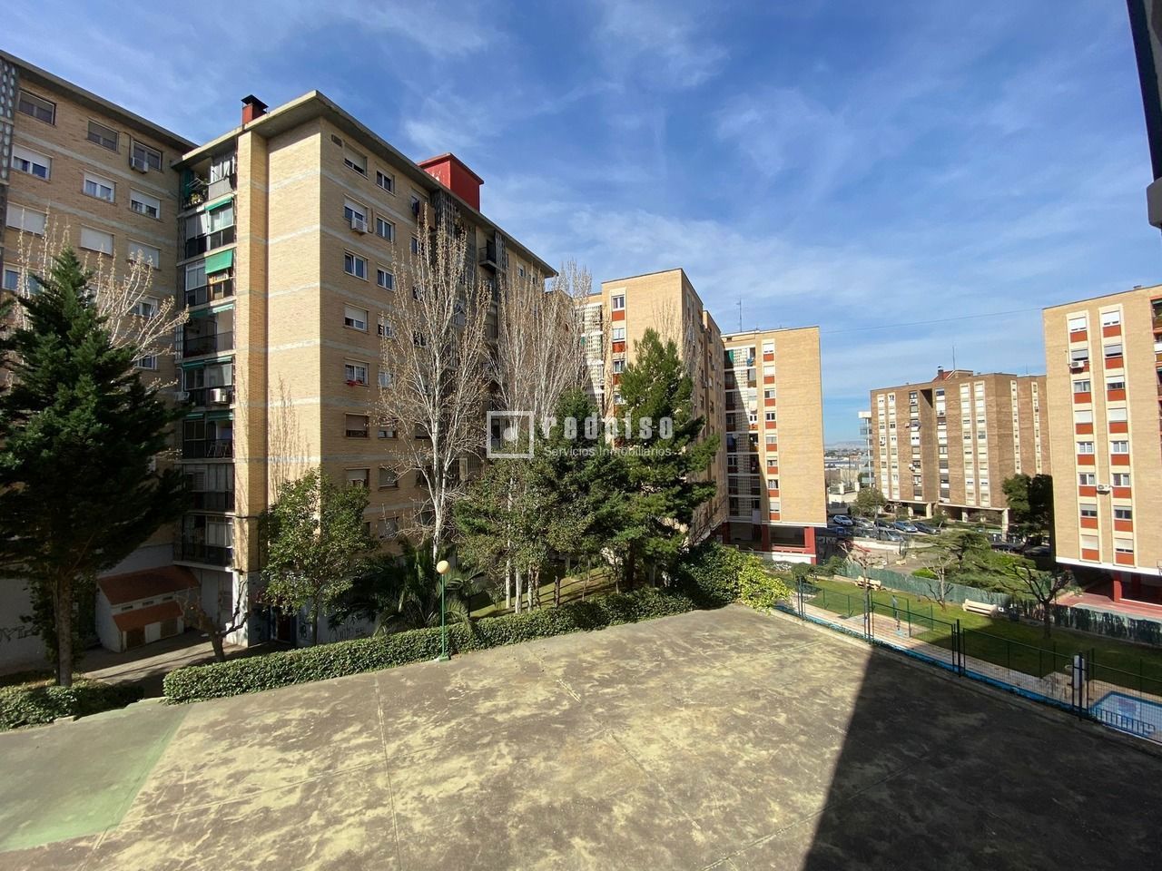Piso en venta en calle Biarritz, Zaragoza, Zaragoza 42/47