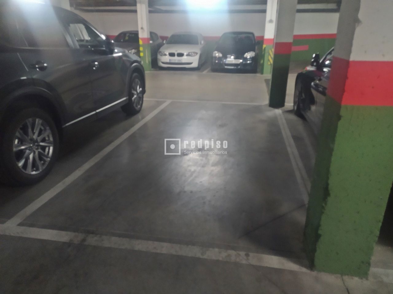 Parking en alquiler en calle De Alfredo Aleix, Madrid, Madrid 3/3