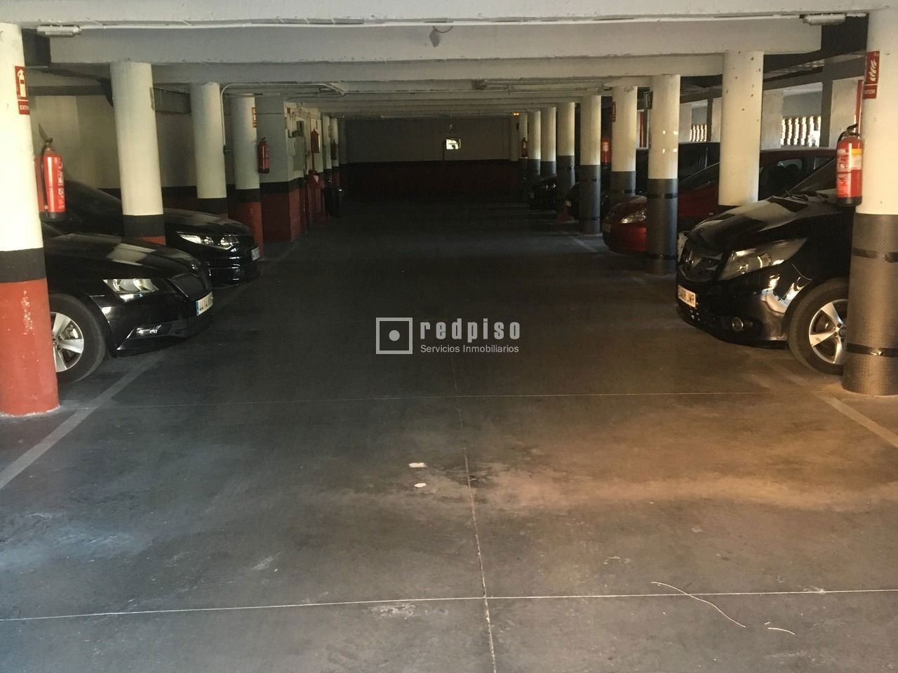 Parking en alquiler en  calle del Arroyo de la Media Legua, Moratalaz, Madrid  1/1