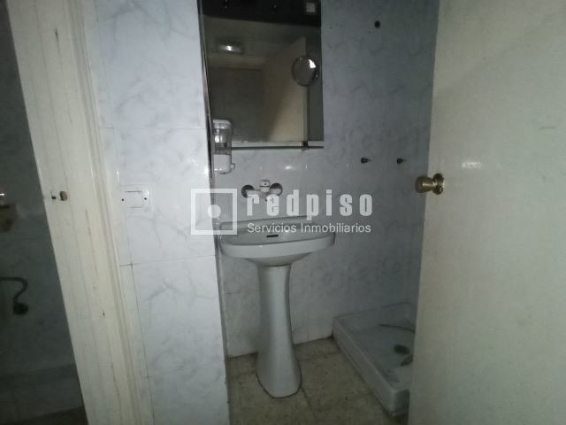 Local en venta en calle Moraleja De Enmedio, Móstoles, Madrid 20/22