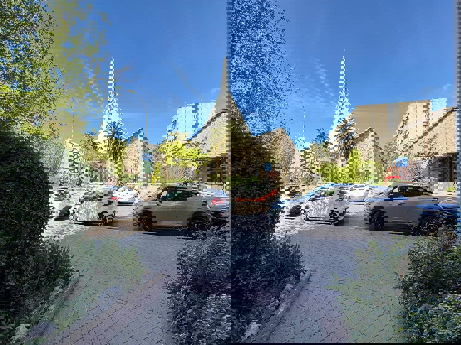 Local en venta en  calle de Puerto Rico, Chamartín, Madrid  1/1