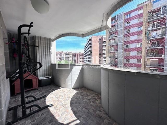 Piso en venta  Lérida  2/30