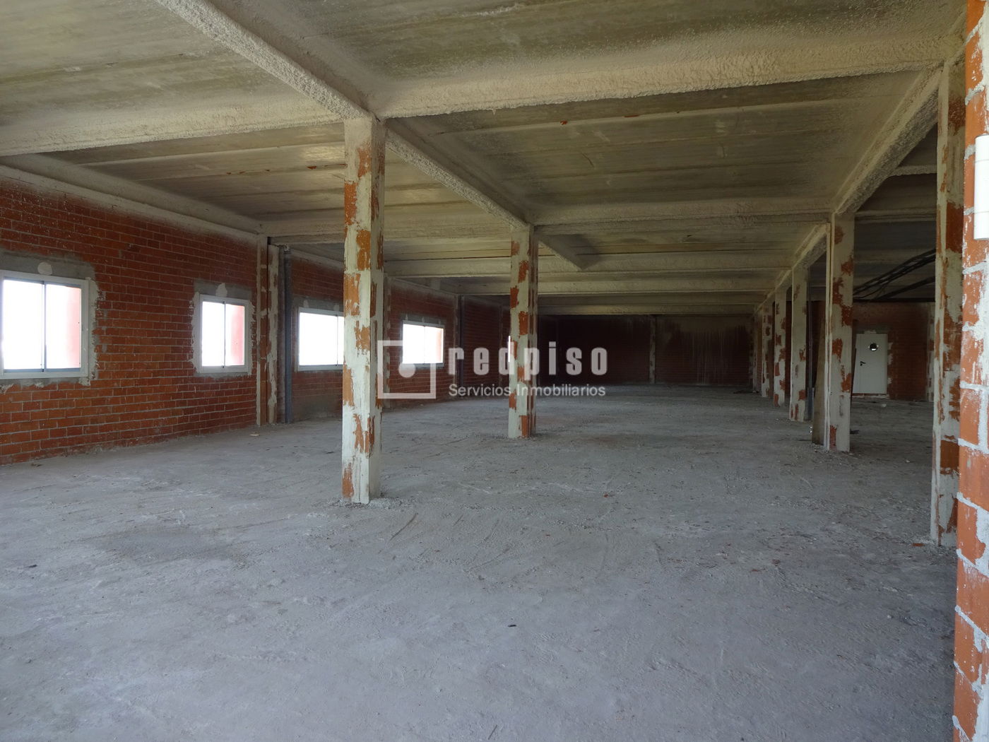 Local en alquiler en  calle de Rivas, 35, Vicálvaro, Madrid  9/15