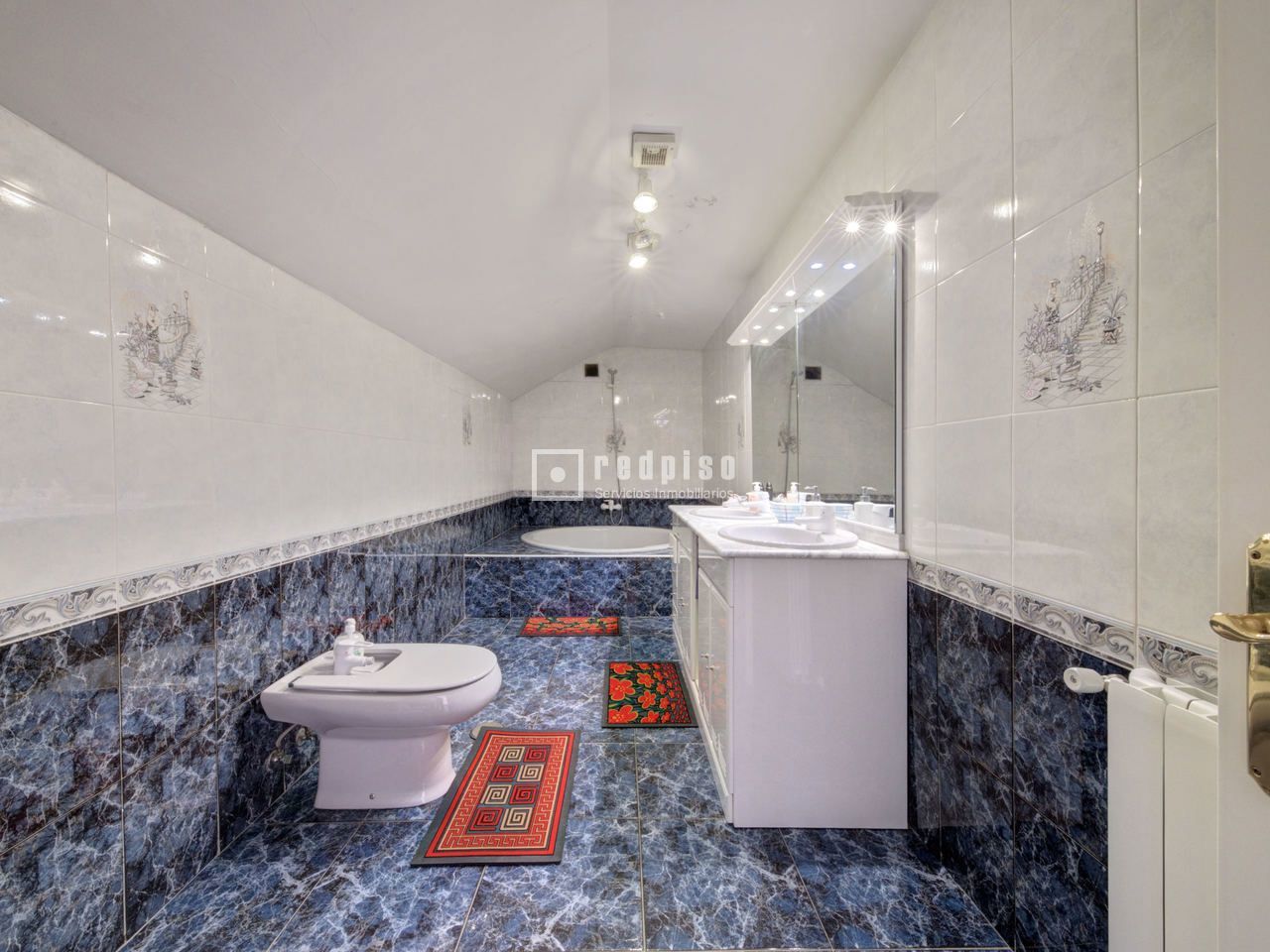 Casa en venta en Boadilla Del Monte, Madrid 51/59