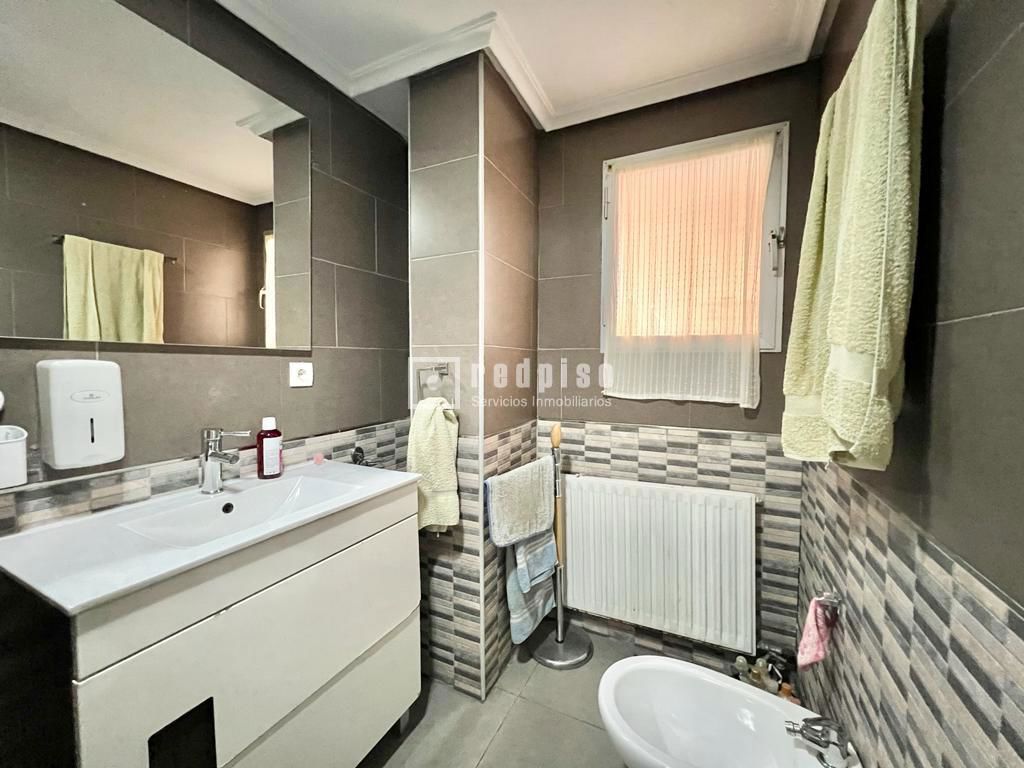 Piso en venta en Alcalá De Henares, Madrid 16/22