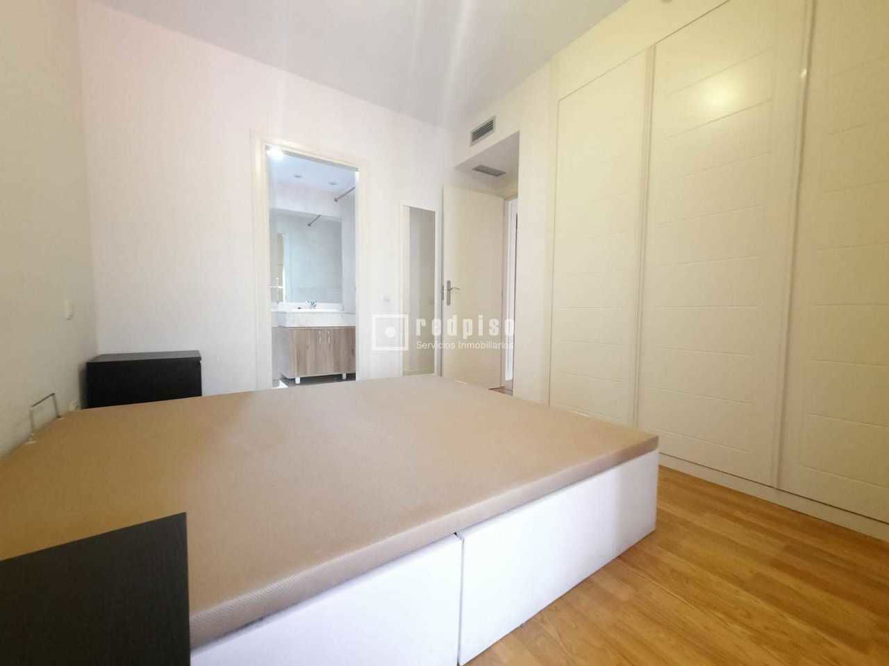 Piso en venta en Paracuellos De Jarama, Madrid 18/30