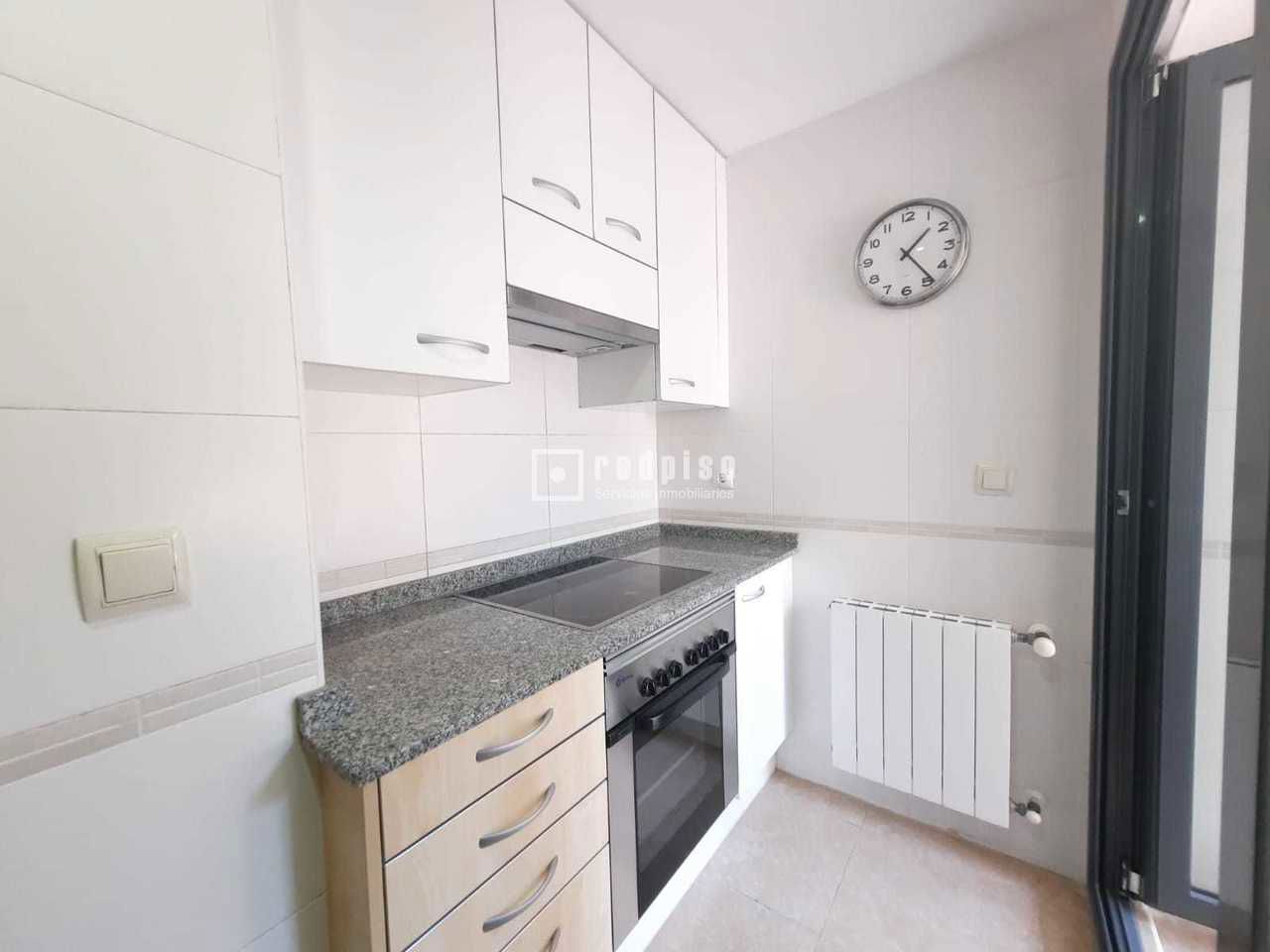 Piso en venta en Paracuellos De Jarama, Madrid 6/30