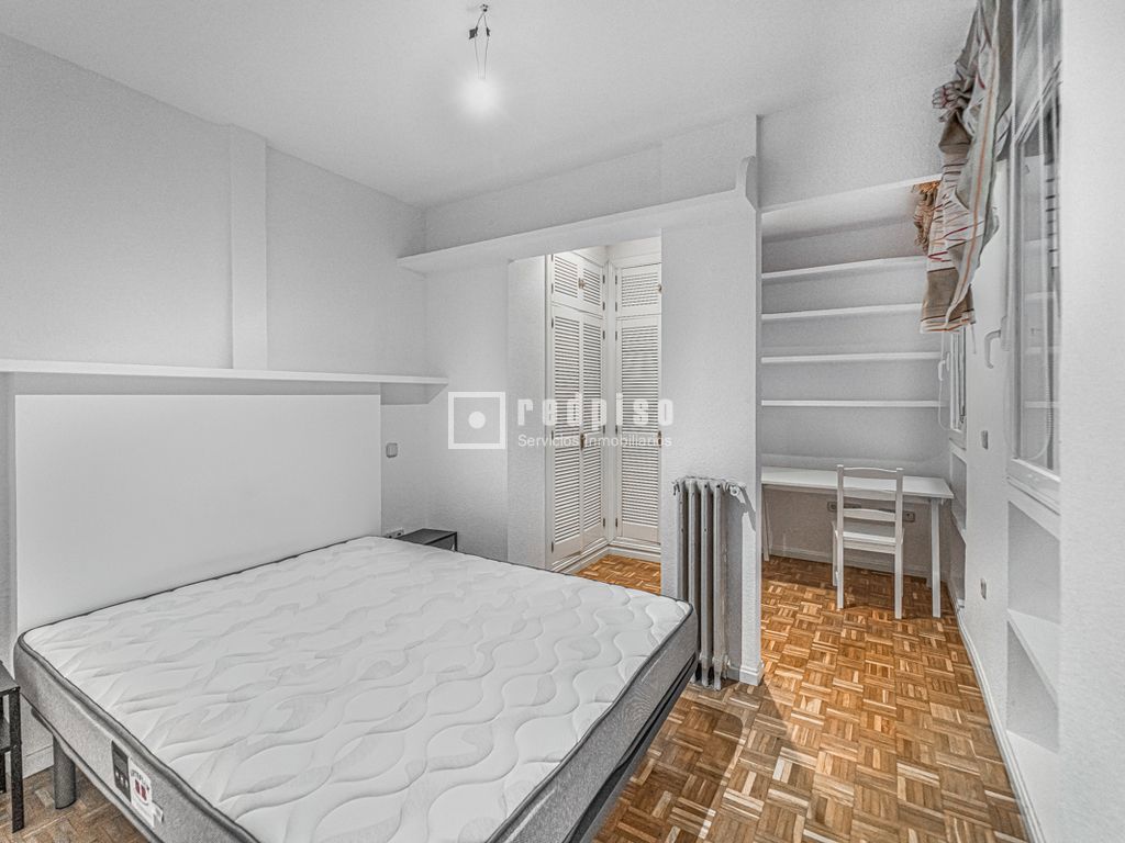 Piso en alquiler en calle De María De Guzmán, Chamberí, Madrid 14/29