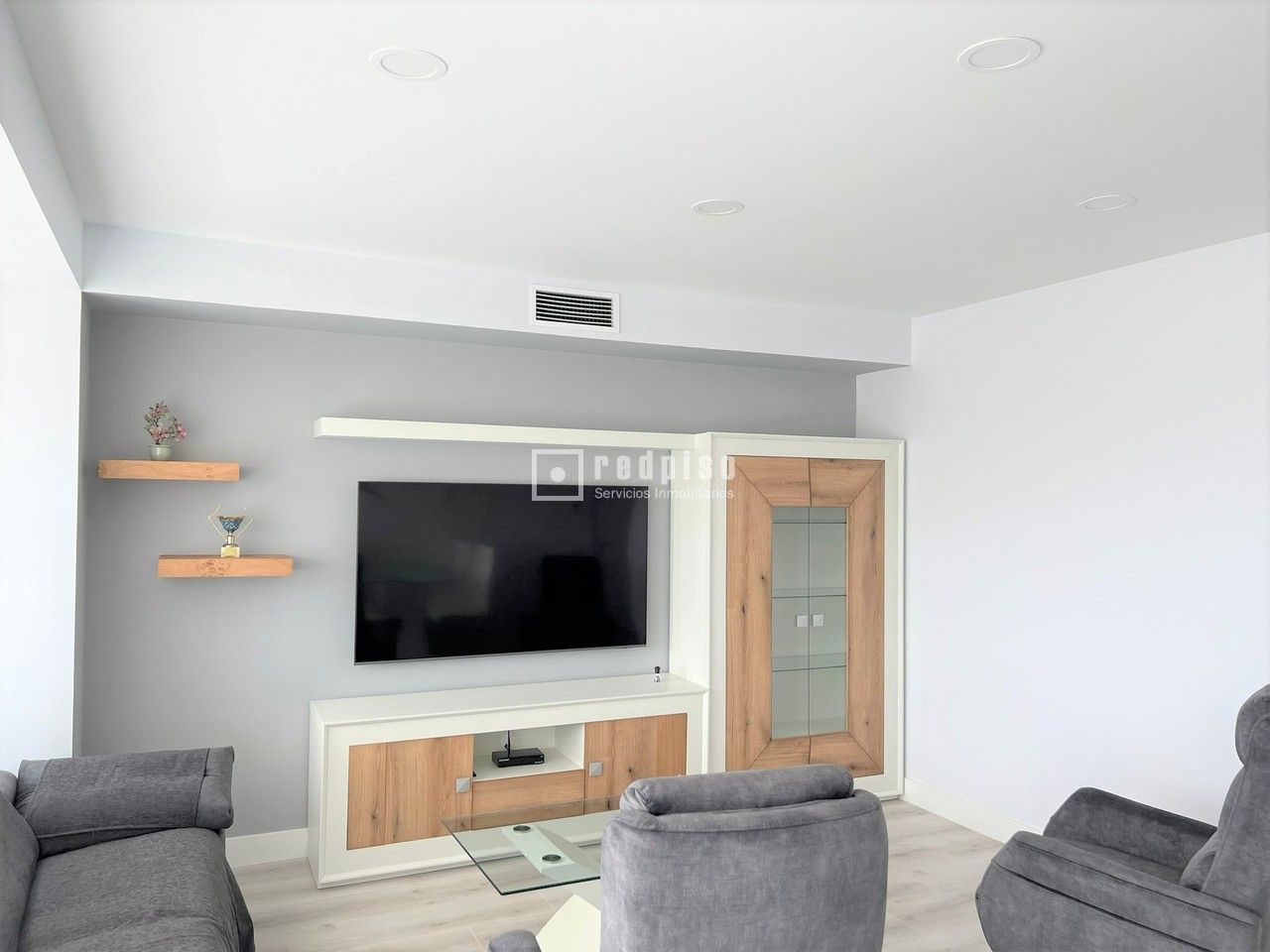 Piso en alquiler en avenida De Manuel Fraga Iribarne, Madrid, Madrid 8/52