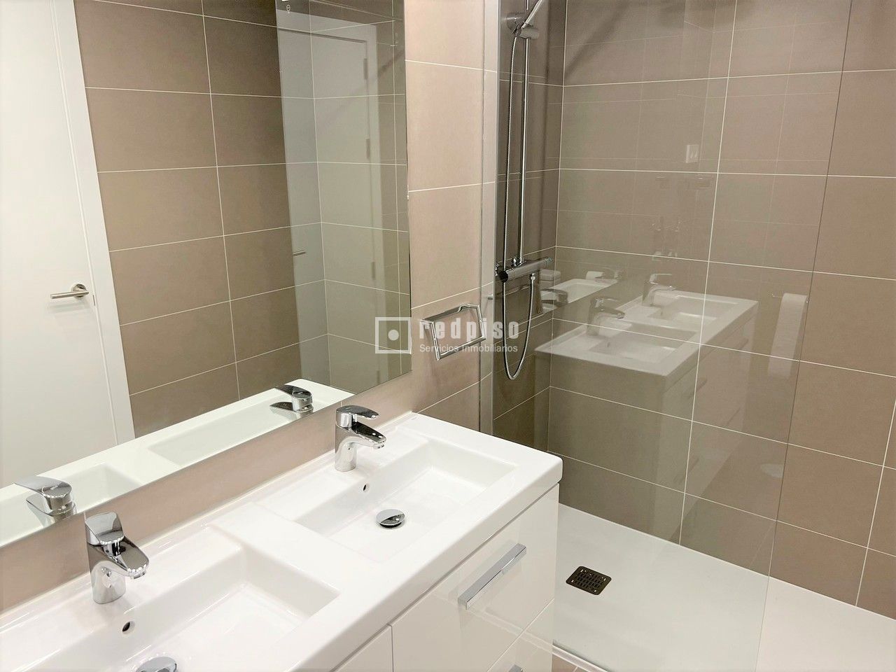 Piso en alquiler en avenida De Manuel Fraga Iribarne, Madrid, Madrid 30/52