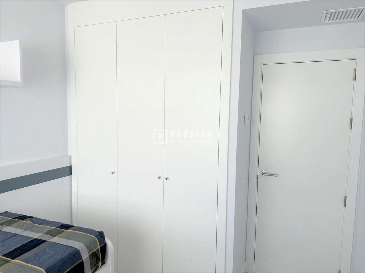 Piso en alquiler en avenida De Manuel Fraga Iribarne, Madrid, Madrid 23/52