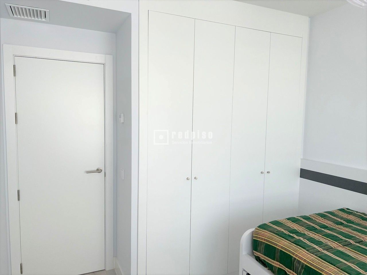 Piso en alquiler en avenida De Manuel Fraga Iribarne, Madrid, Madrid 28/52