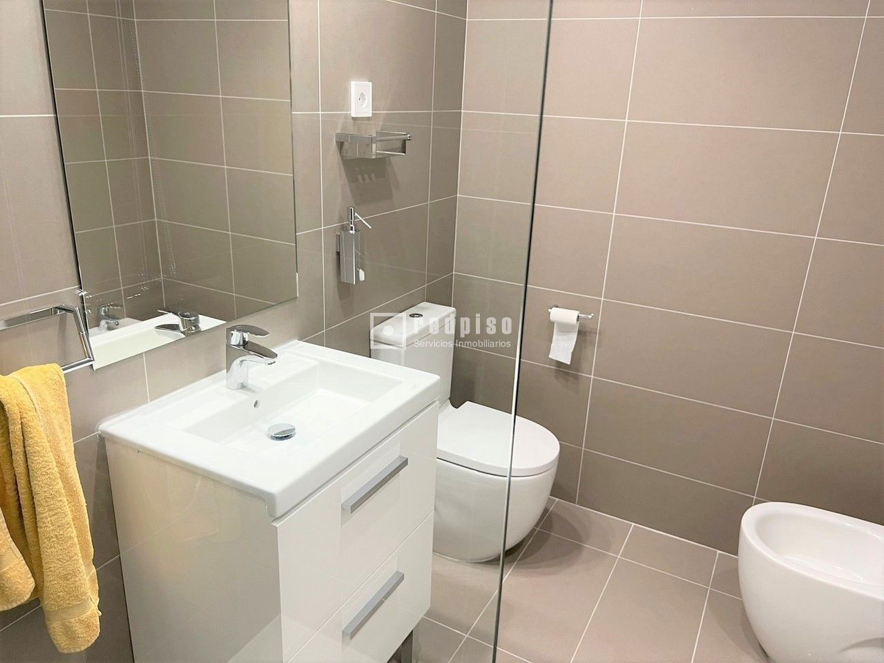 Piso en alquiler en avenida De Manuel Fraga Iribarne, Madrid, Madrid 25/52